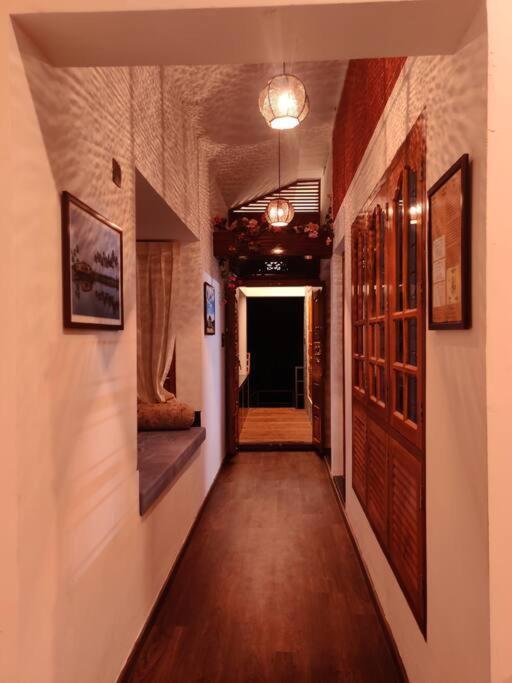 Anandam Stays - Premium 3Bhk Plush Homestay, Vaikom Near Kumarakom 외부 사진