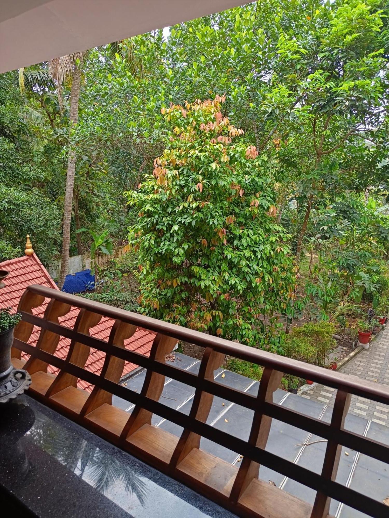 Anandam Stays - Premium 3Bhk Plush Homestay, Vaikom Near Kumarakom 외부 사진